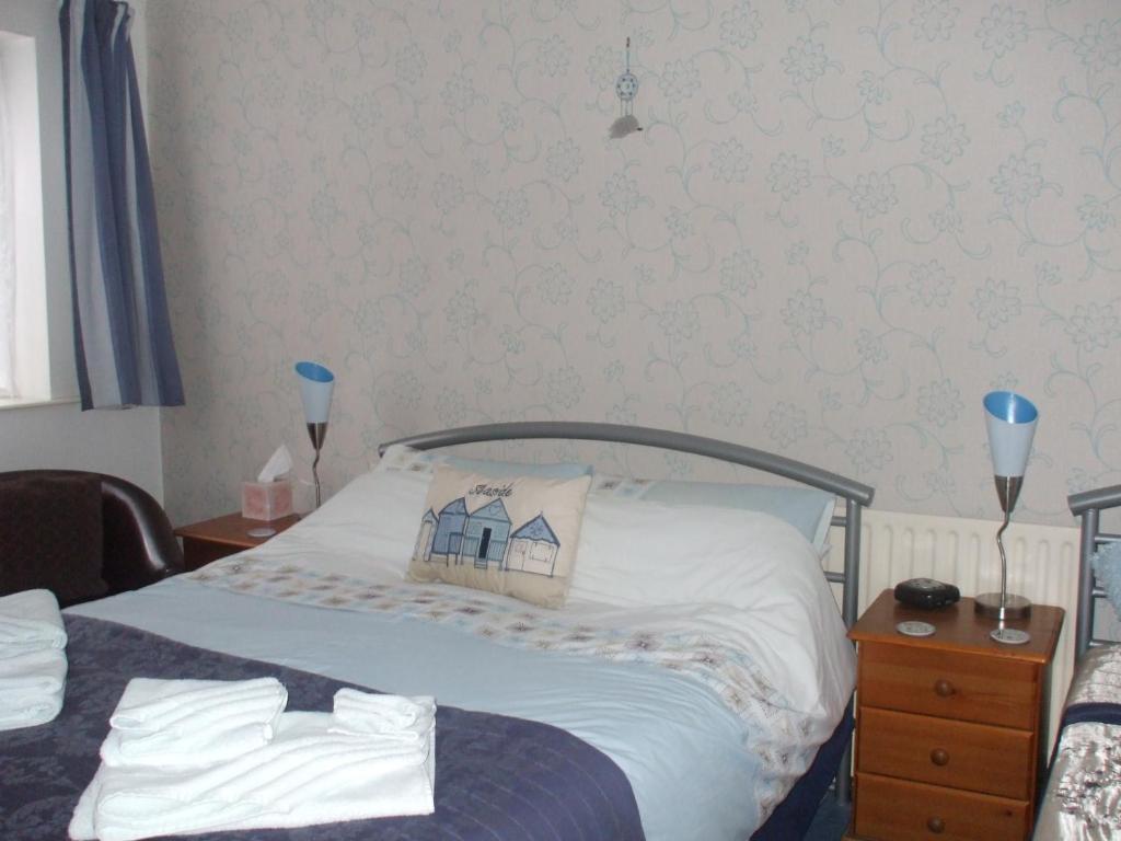 The Lyndsay Guest House Скегнесс Номер фото