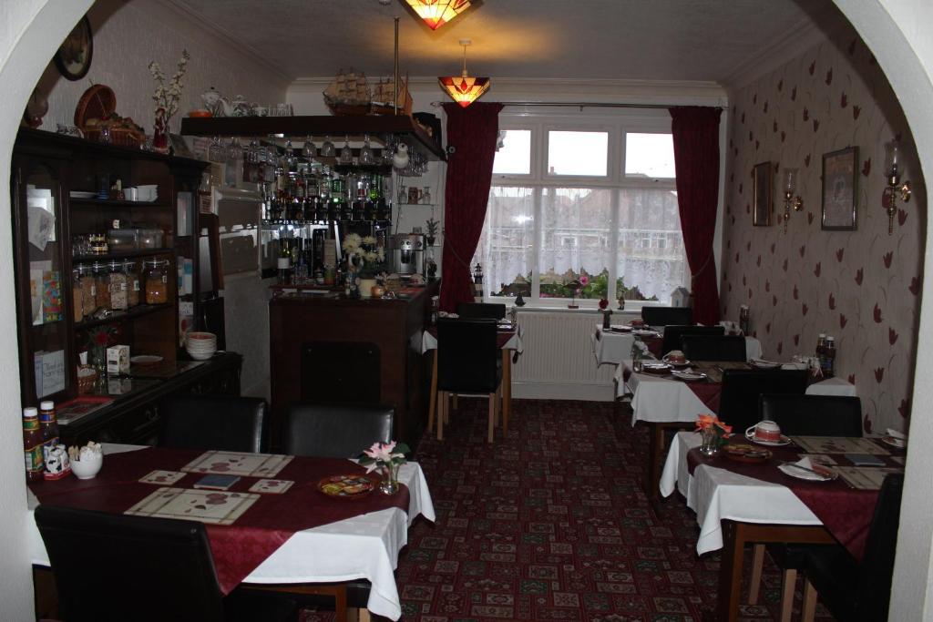 The Lyndsay Guest House Скегнесс Номер фото